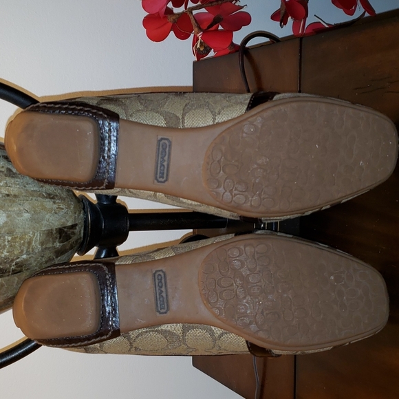 COACH SIGNATURE LOGO STACIES DRIVING LOAFERS Size 9M - Picture 7 of 8